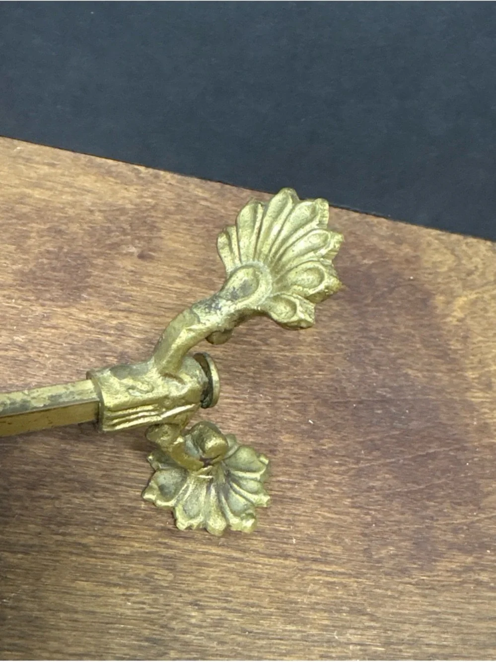 Vintage Brass Adjustable Dish Holder
